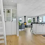 Amazing In Faaborg With Two Bedrooms And Wifi בית נופש *