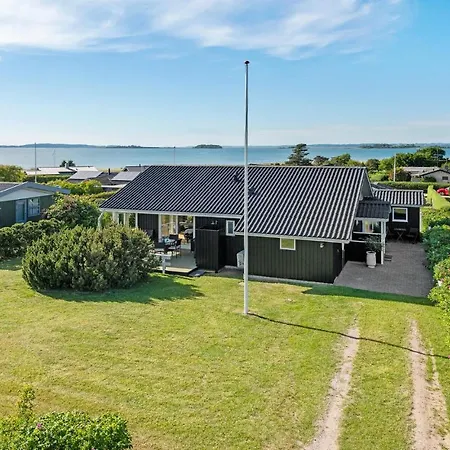 Amazing In Faaborg With Two Bedrooms And Wifi Feriehus *