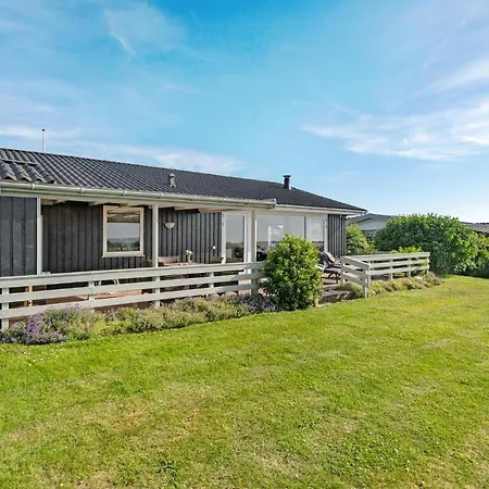 Amazing In Faaborg With Two Bedrooms And Wifi Bøjden