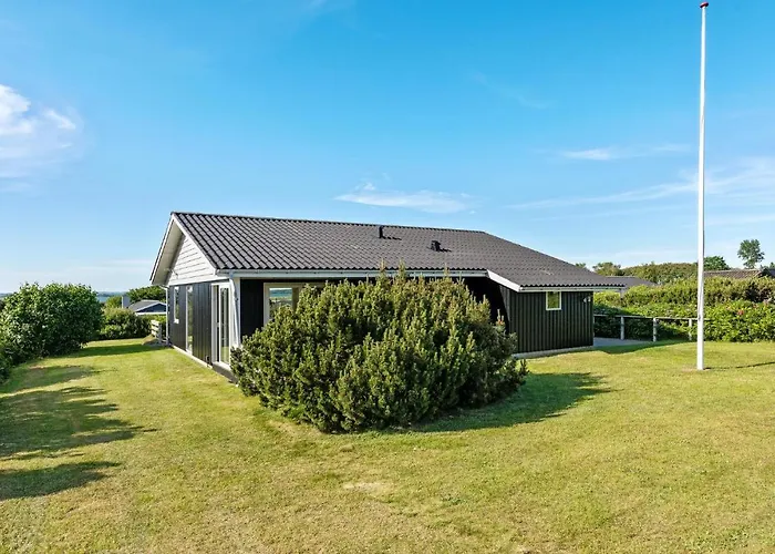 Amazing In Faaborg With Two Bedrooms And Wifi Holiday home Bojden